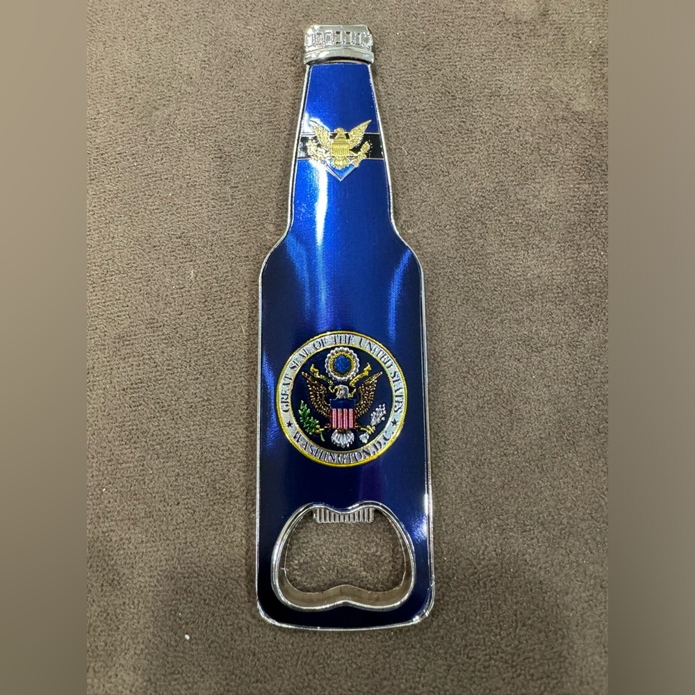Washington DC Fridge Magnet Souvenir Bottle Opener Presidential Crew Gift